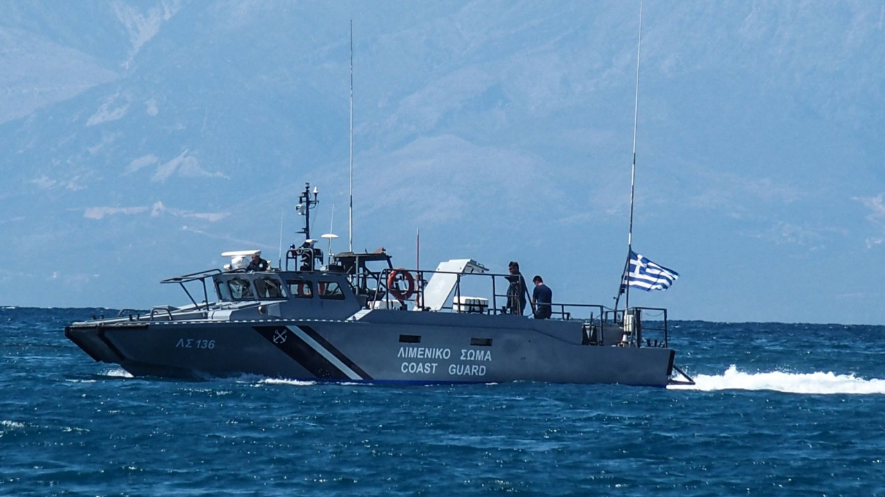 Εντοπισμός δύο λεμβών με 96 αλλοδαπούς νότια των Καλών Λιμένων στην Κρήτη