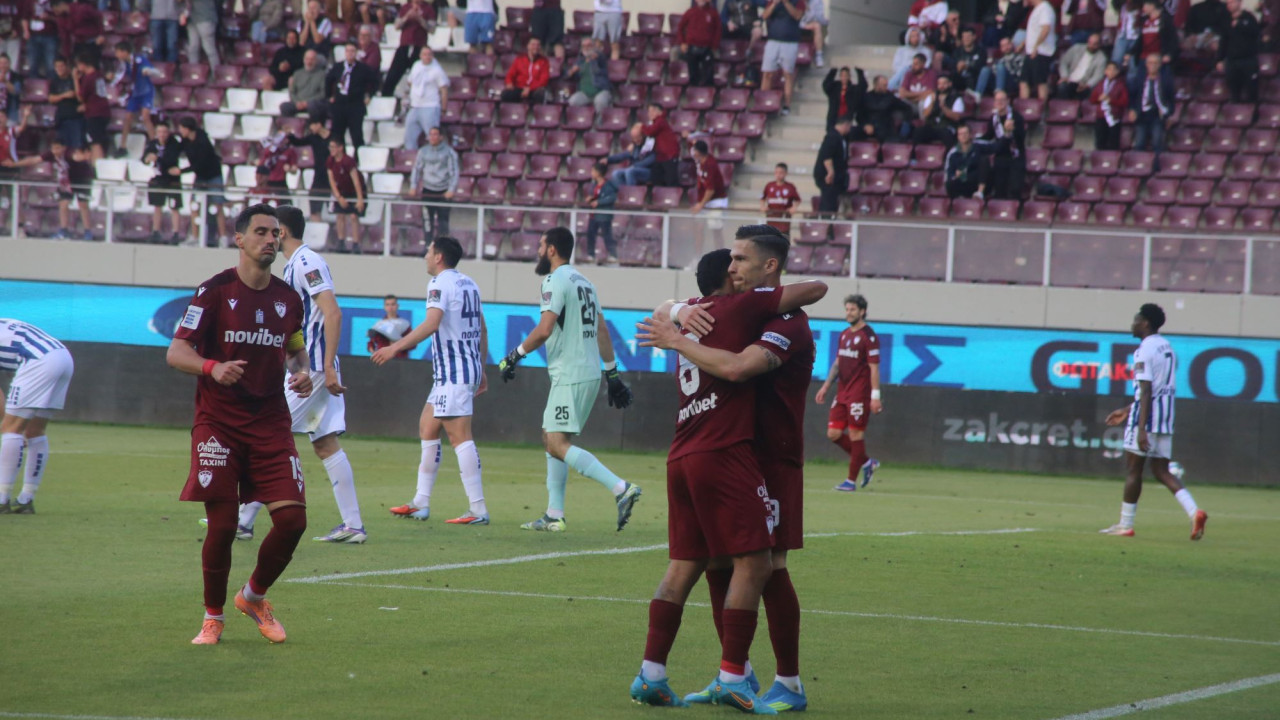 Πικρή νίκη για ΑΕΛ Novibet που αποχαιρετά την Super League