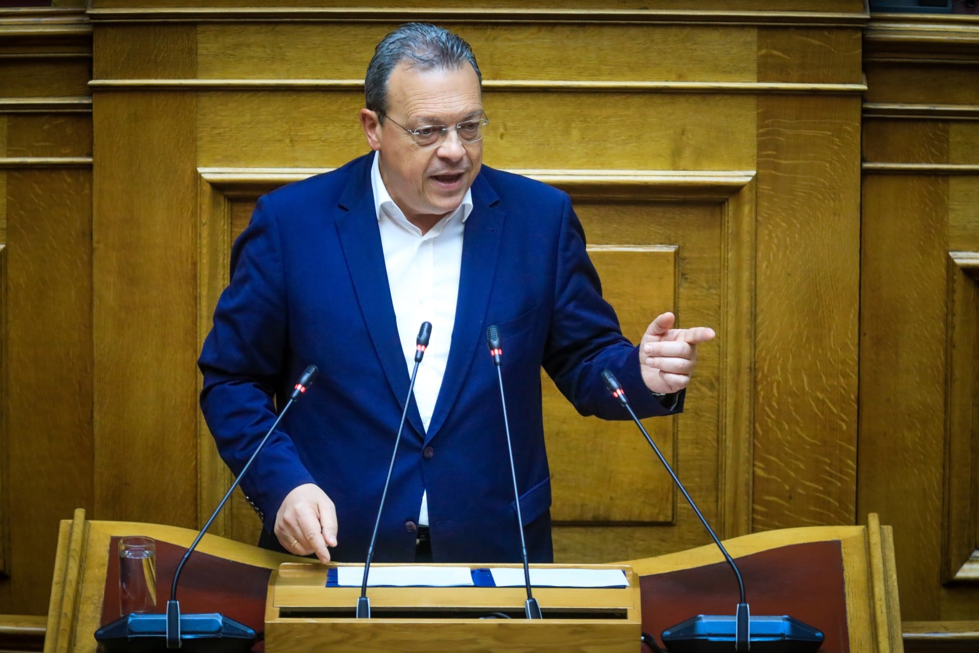 Η χώρα έχει περιέλθει σε μείζονα πολιτική και θεσμική κρίση, με ευθύνη του κ. Μητσοτάκη