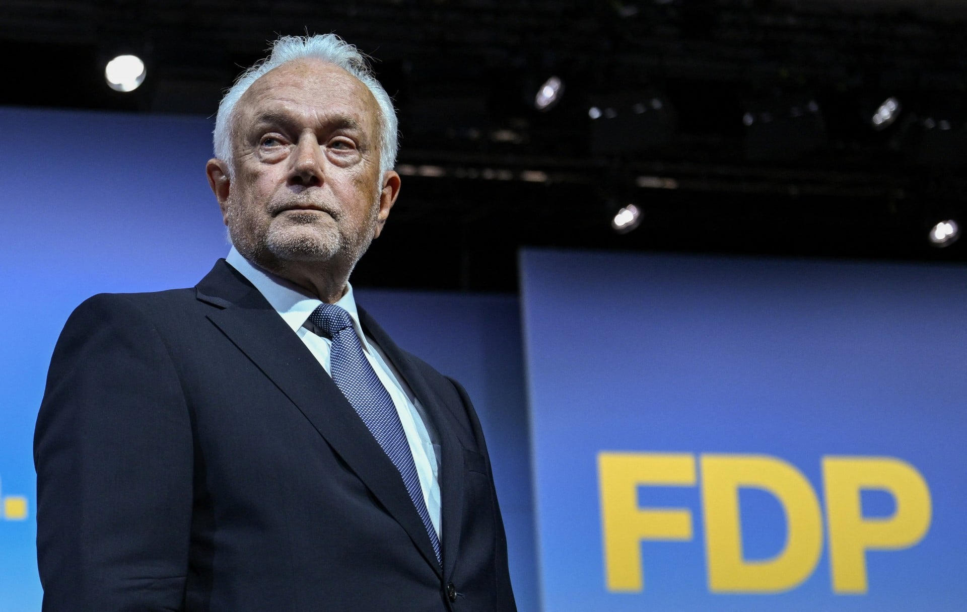 Ο Βόλφγκανγκ Κουμπίκι εξελέγη αρχηγός του FDP