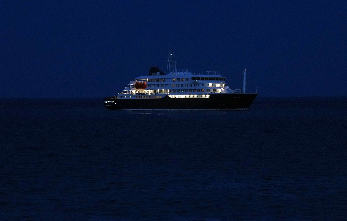 Το ζευγάρι από την Ολλανδία που βρήκε τον θάνατο είχε ταξιδέψει σε Χιλή, Ουρουγουάη και Αργεντινή προτού επιβιβαστεί στο «MV Hondius» – News.gr