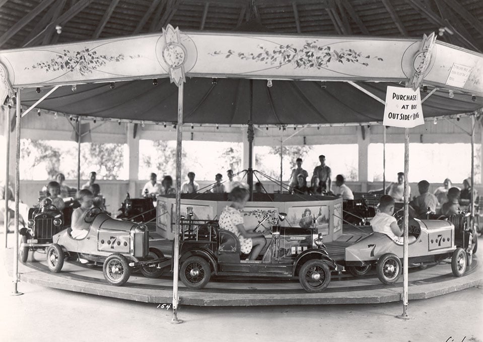 Έχτισε μια ολόκληρη πόλη για τους εργαζομένους του, κράτησε τις ζωές τους στα χέρια του