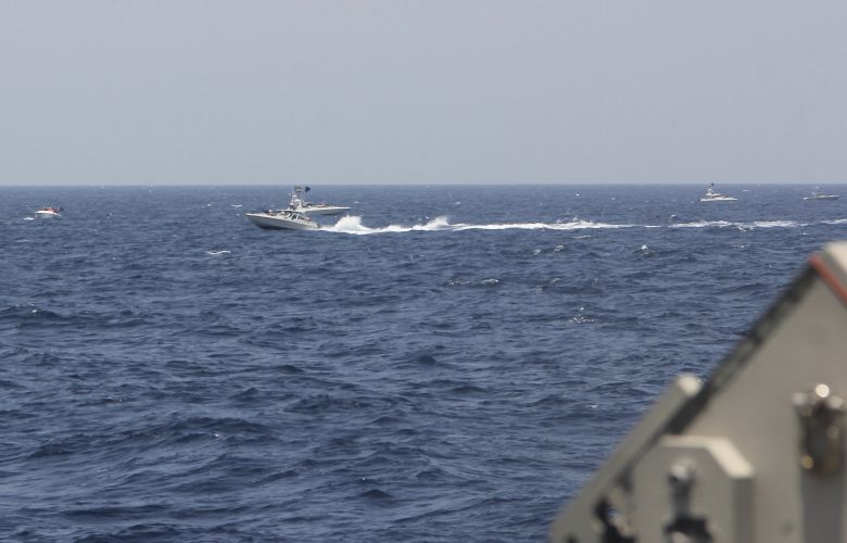 Η Τεχεράνη προειδοποιεί ότι ο αμερικανικός στρατός θα δεχθεί επίθεση αν πλησιάσει τα Στενά του Ορμούζ – Τι προβλέπει το «Σχέδιο Ελευθερία» του Τραμπ