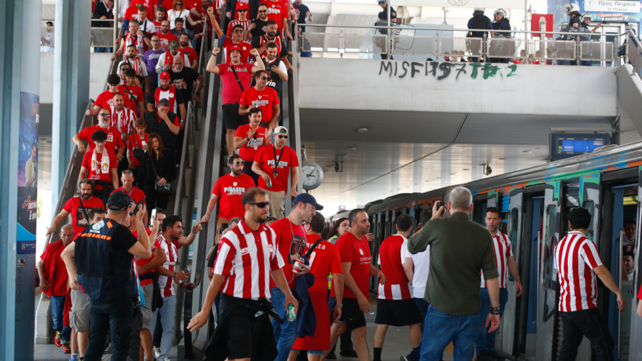 Στα ερυθρόλευκα το Φάληρο - Οι οπαδοί του Ολυμπιακού ξεκινούν από τον ΗΣΑΠ για το T-Center