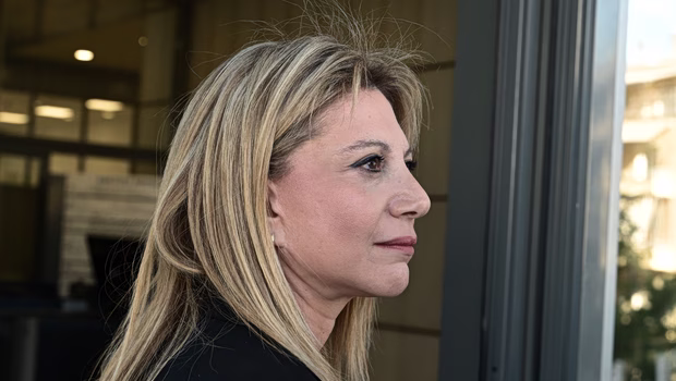 Μαρία Καρυστιανού: Συλλογή υπογραφών για την ιδρυτική διακήρυξη του κόμματος με… ανορθογραφίες