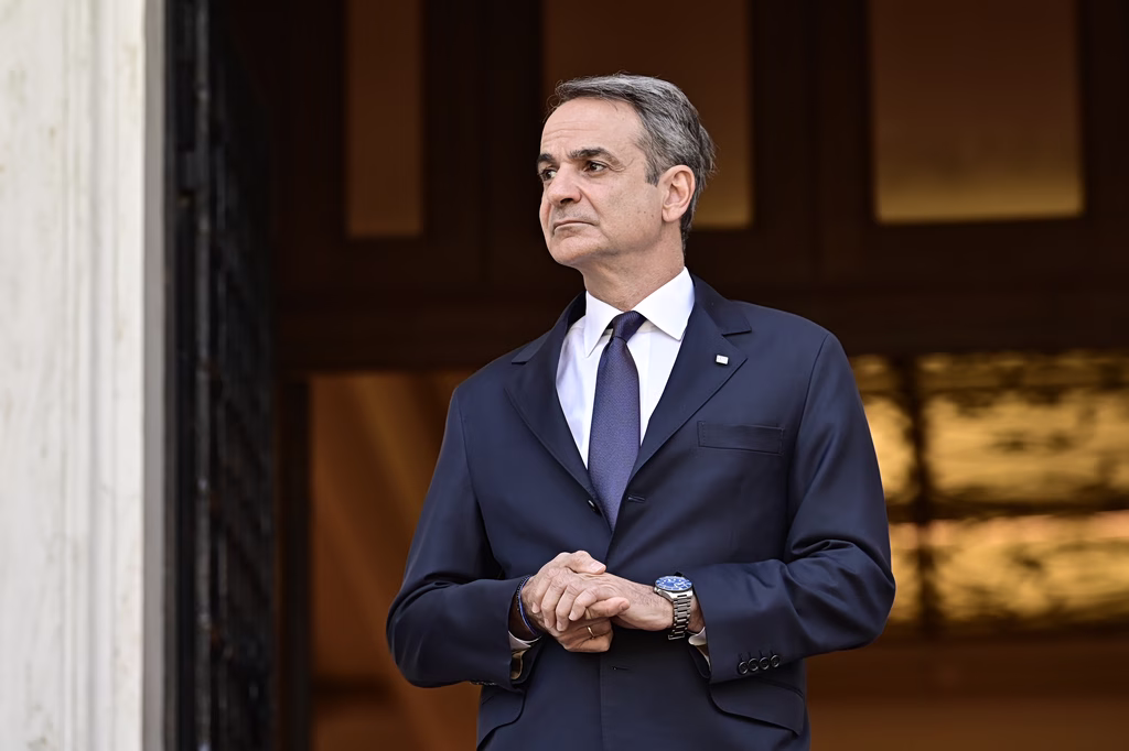 Γαλάζιες ζυμώσεις 72 ωρών - Εκτόνωση ή έξαρση (;) της έντασης στο ραντεβού Μητσοτάκη και βουλευτών