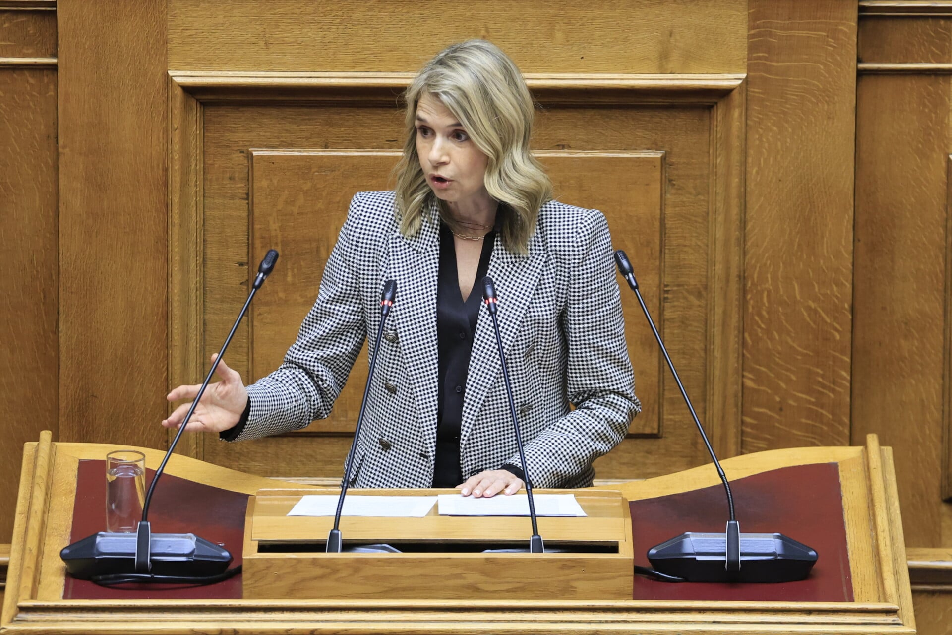 Υποχρεωτική ευρωπαϊκή ρύθμιση η «πρωτοβουλία» Μητσοτάκη για τα δάνεια