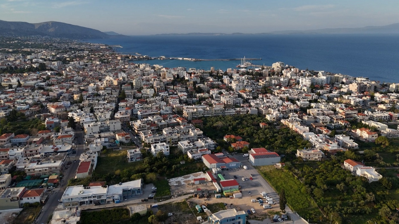 Όπου Υπάρχει Ελλάδα: Αποχαιρετούμε τη Χίο με επίκαιρα ρεπορτάζ αλλά και μικρασιατικές ιστορίες