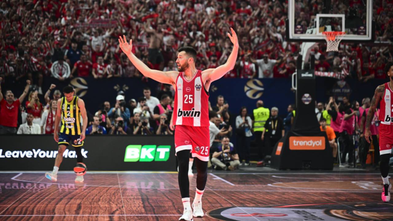 Final 4: Στον τελικό ο Ολυμπιακός, «ισοπέδωσε» με 79-61 τη Φενερμπαχτσέ