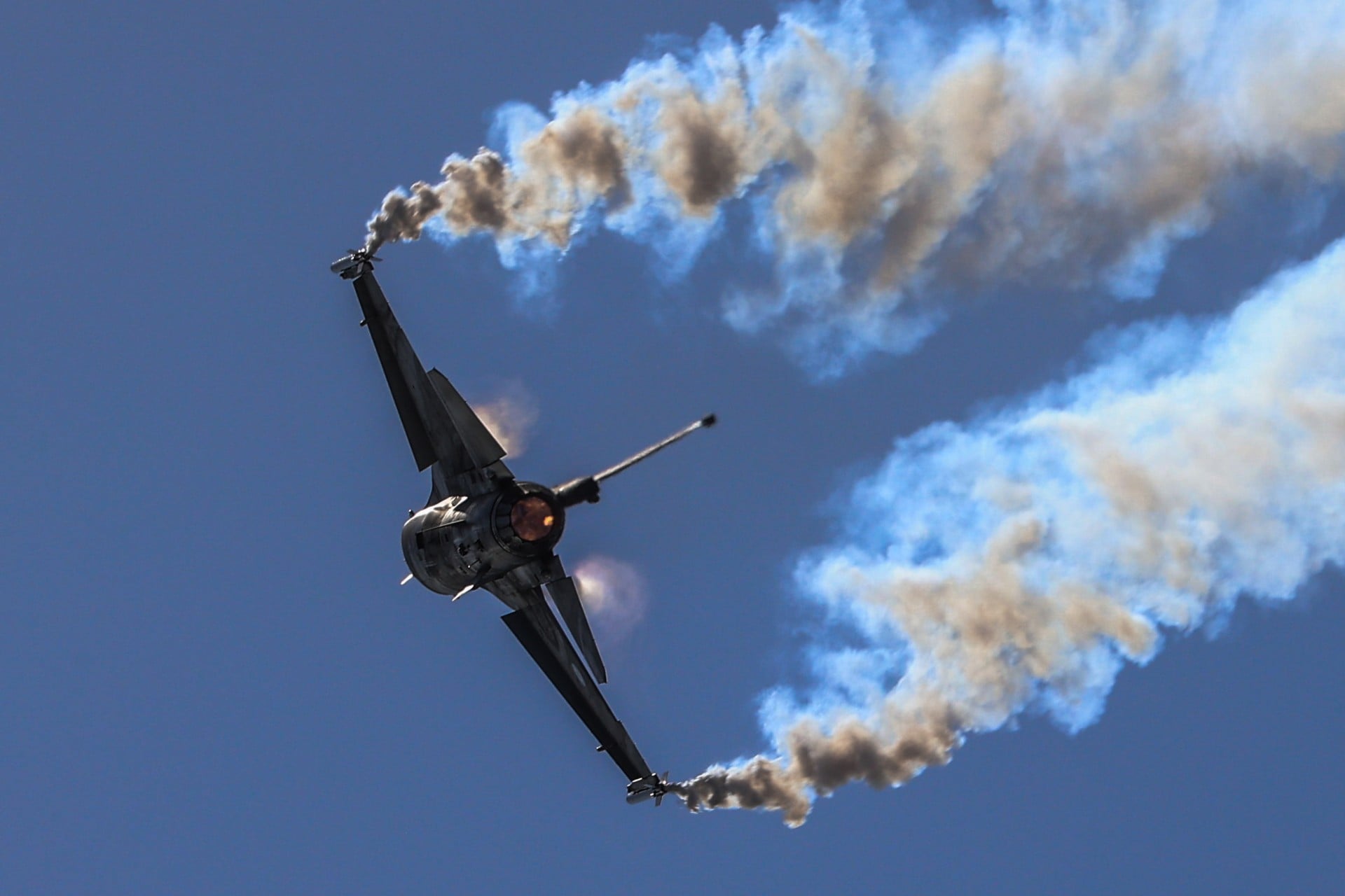 Γιορτάζει τα 95 της χρόνια με ένα εντυπωσιακό airshow την Κυριακή στο Φλοίσβο