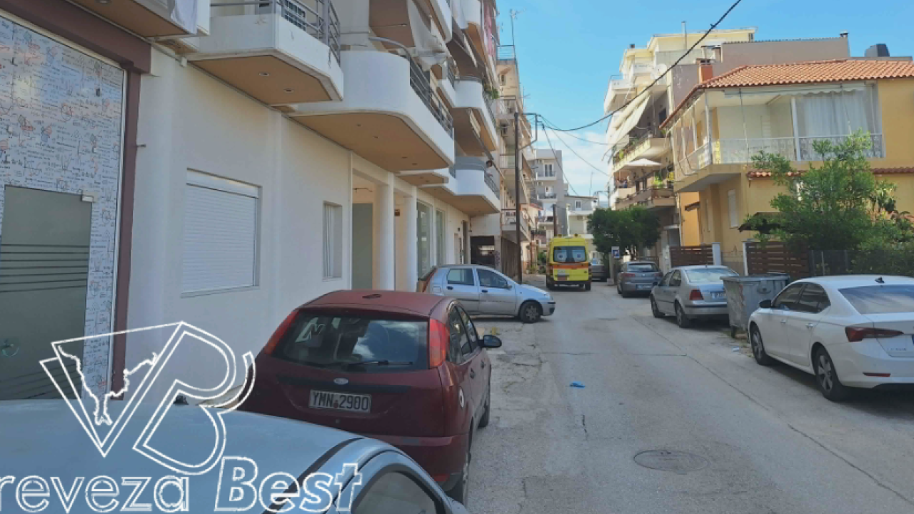 Πρέβεζα: Μητέρα τριών παιδιών έπεσε από τον 3ο όροφο και έχασε τη ζωή της