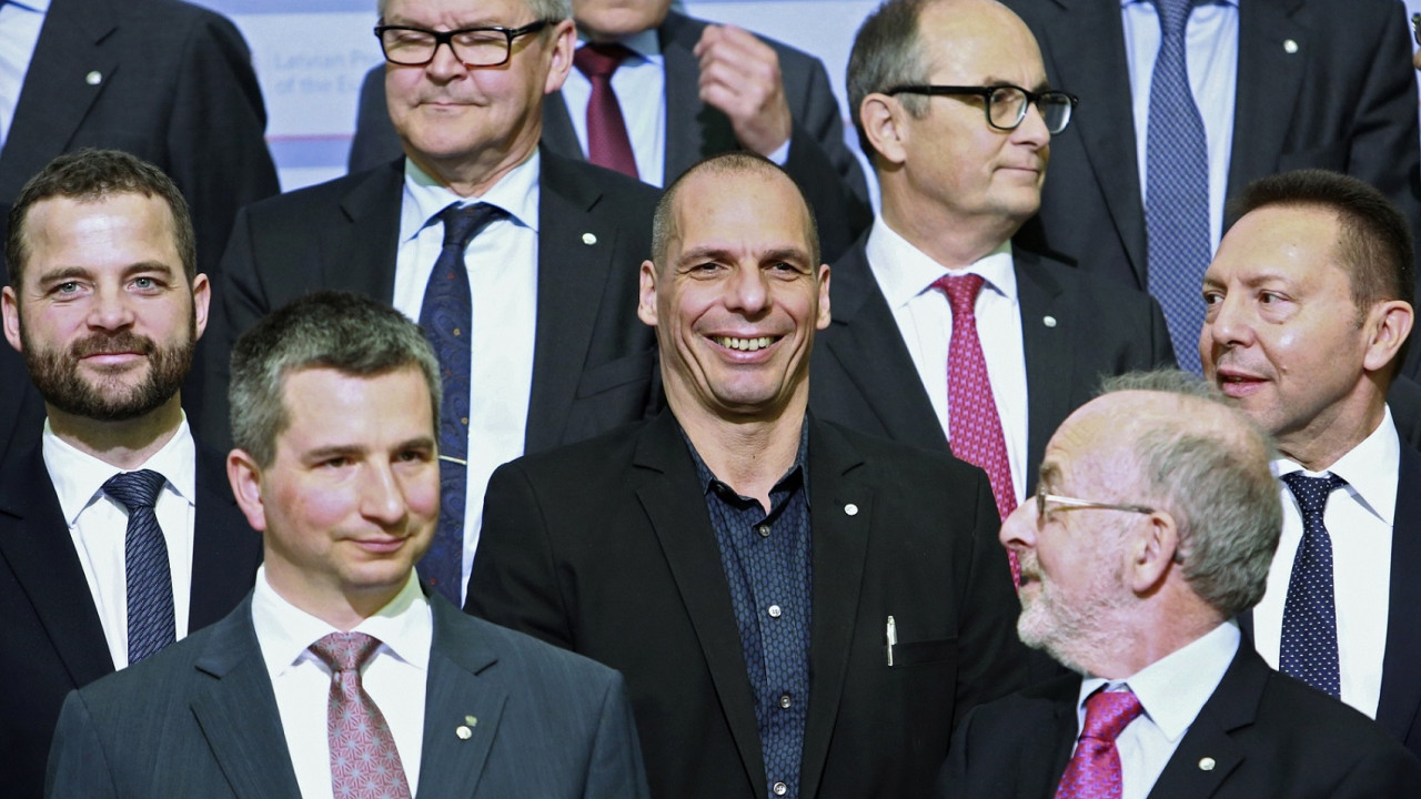 Το χάος του 2015: «Δεν είχαν διαβάσει το μνημόνιο» – Οι διαπραγματεύσεις και το αίτημα Τσίπρα στον Πούτιν