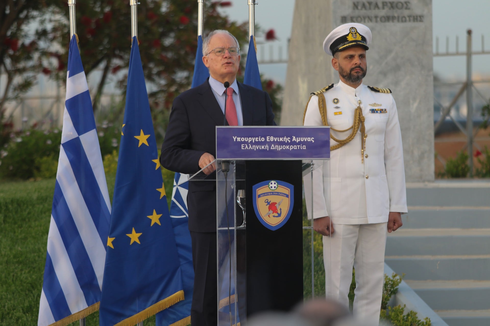 «Στη θάλασσα το μέλλον της Ελλάδας»