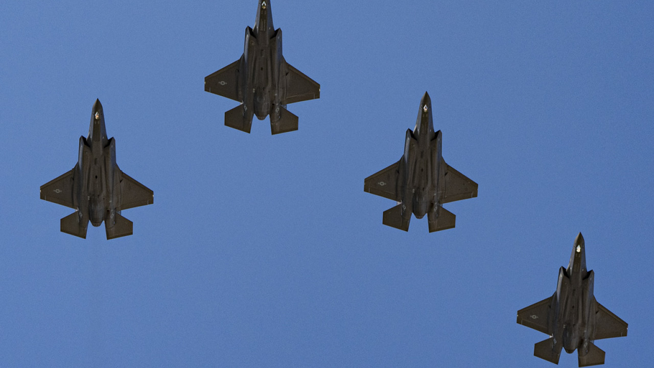 Πολεμική Αεροπορία- Χανιά: Προσομοιωτές F-16 και F-35 κι εικονική πραγματικότητα