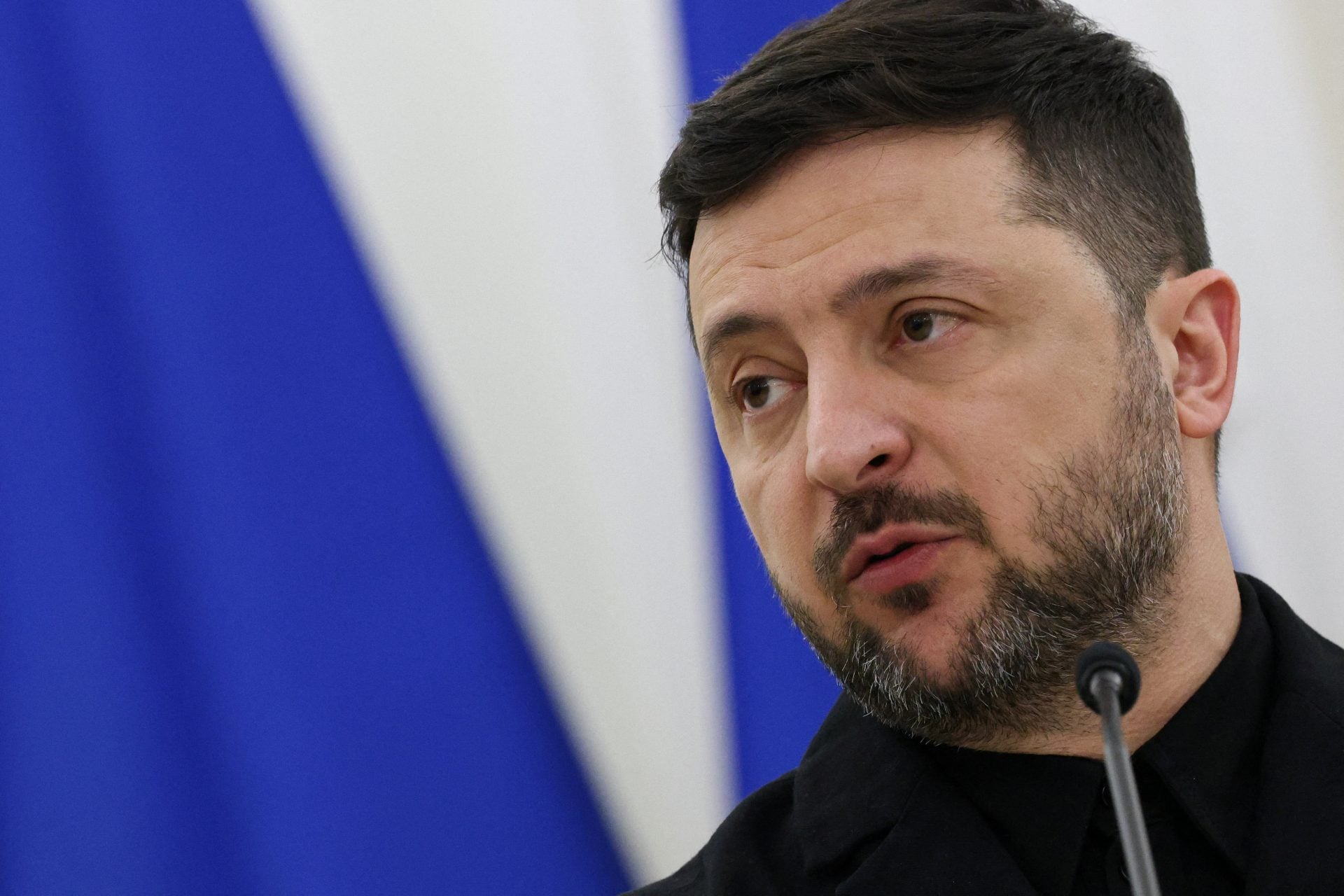 Ζελένσκι: «Ασυνήθιστη δραστηριότητα» στα σύνορα με τη Λευκορωσία