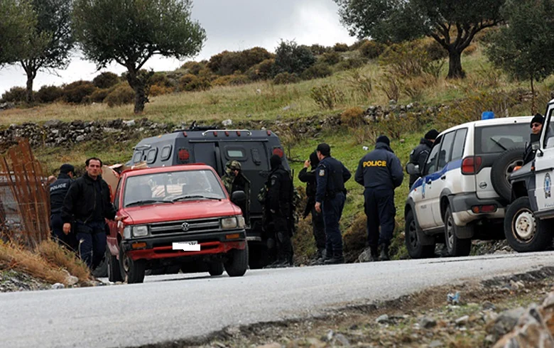 Πώς εξαρθρώθηκε η οικογενειακή μαφία στην Κρήτη που τρομοκρατούσε κατοίκους από το 2021 – Εκφοβισμοί, καταπατήσεις αγροτεμαχίων & εμπρησμοί