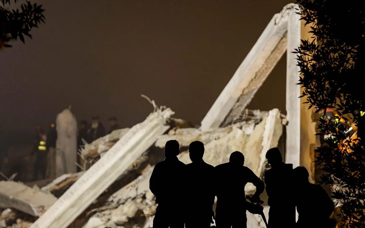 Τουλάχιστον 14 παιδιά νεκρά από την κατάρρευση στέγης φροντιστηρίου στη Λαχόρη του Πακιστάν
