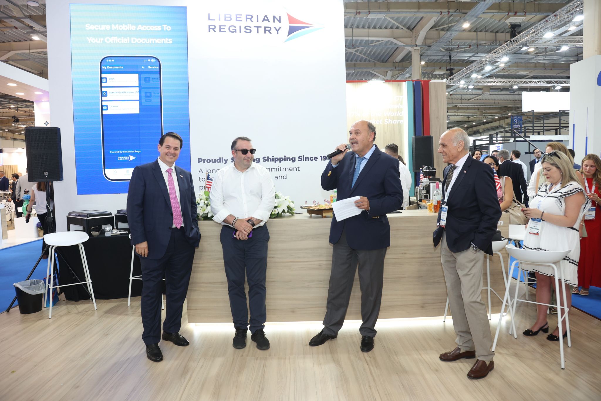 Greek shipowner Vafias honored by the Liberian Registry at Posidonia 2026