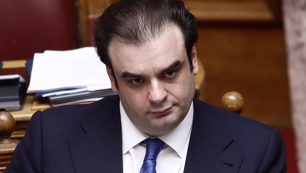 Αντιπαράθεση στη Βουλή για τα «κόκκινα δάνεια» - Επίθεση Πιερρακάκη στον νόμο Κατσέλη