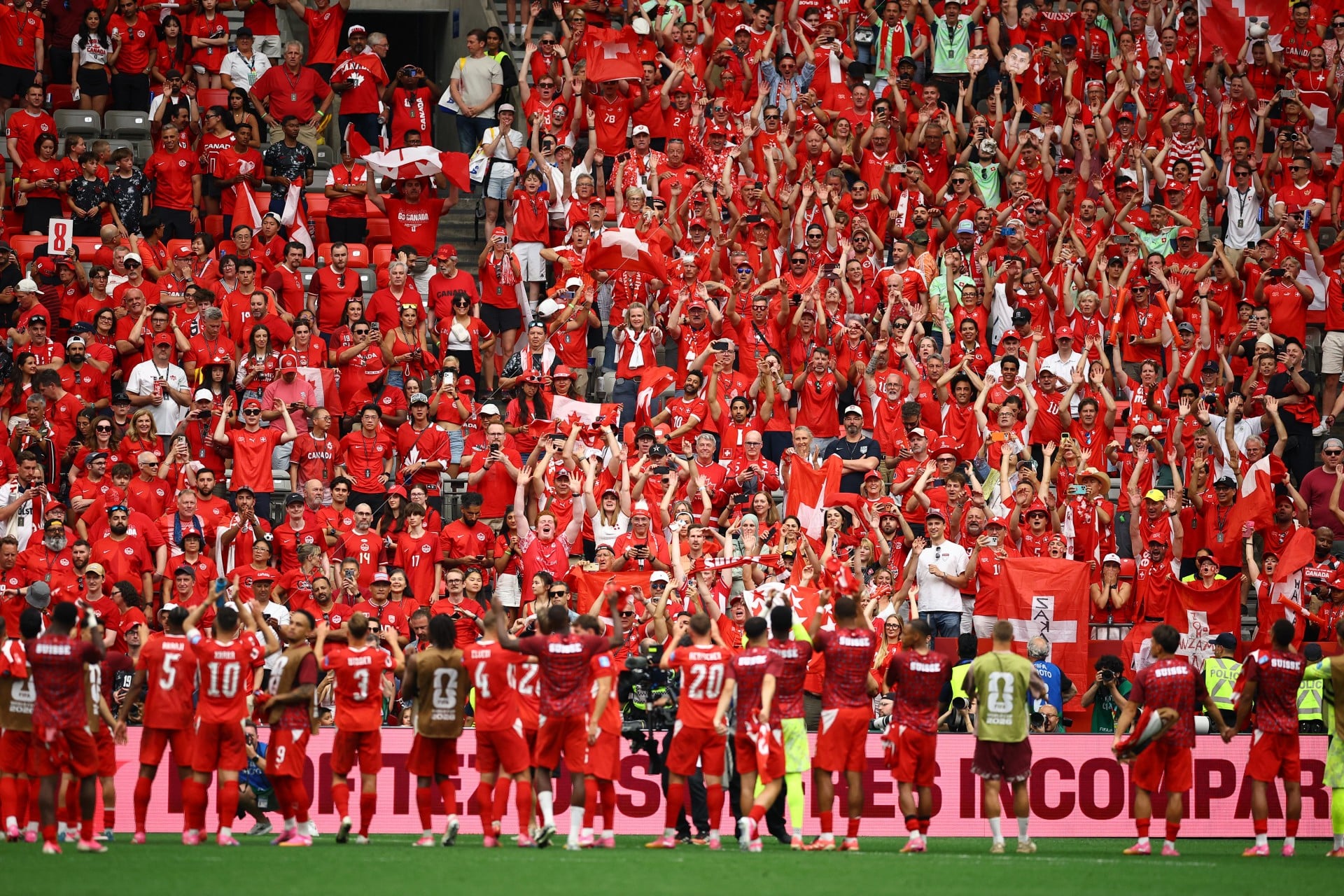 Νίκη 2-1 επί του Καναδά και πρώτη θέση στον όμιλο