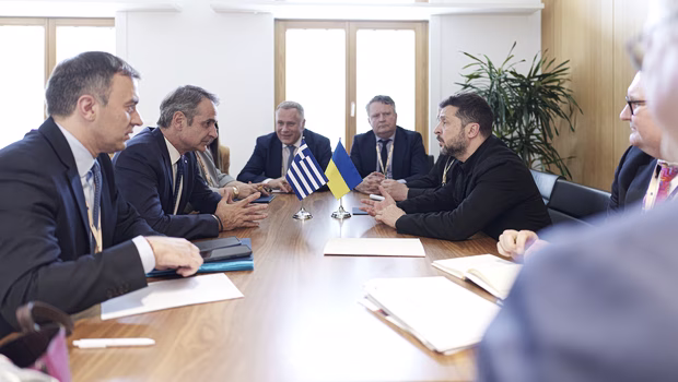 Συνάντηση Μητσοτάκη – Ζελένσκι με φόντο το drone στη Λευκάδα