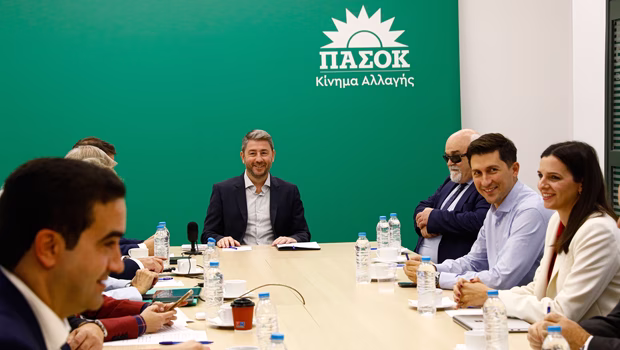 ΠΑΣΟΚ: Κρίσιμο Πολιτικό Συμβούλιο - Μηνύματα Ανδρουλάκη στο εσωτερικό και ανακοίνωση «κυβερνητικής ομάδας»