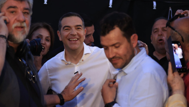 ΕΛΑΣ: Αύξηση μισθών για υγειονομικούς και εκπαιδευτικούς για την ενίσχυση του ΕΣΥ και της Παιδείας