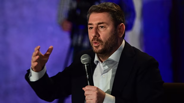 Ανδρουλάκης: Δωρεάν πρόσβαση στα μέσα μαζικής μεταφοράς σε όλους τους νέους μέχρι 24 ετών, σε Αττική και Θεσσαλονίκη