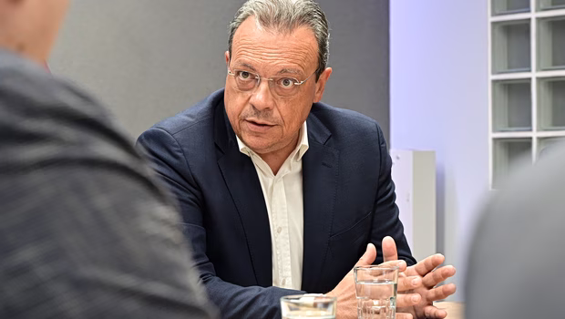 ΣΥΡΙΖΑ: Χώρο στην ΕΛΑΣ ή μέτωπο στον Τσίπρα – Ανάμεσα σε παραιτήσεις και αμφισβήτηση ο Φάμελλος