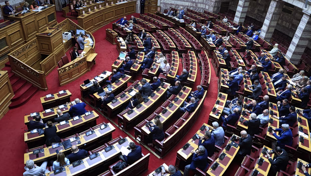 Βουλή: Συζητείται το μεσημέρι τροπολογία που προβλέπει σύσταση μόνιμου υπηρεσιακού υφυπουργού στο ΥΠΕΞ