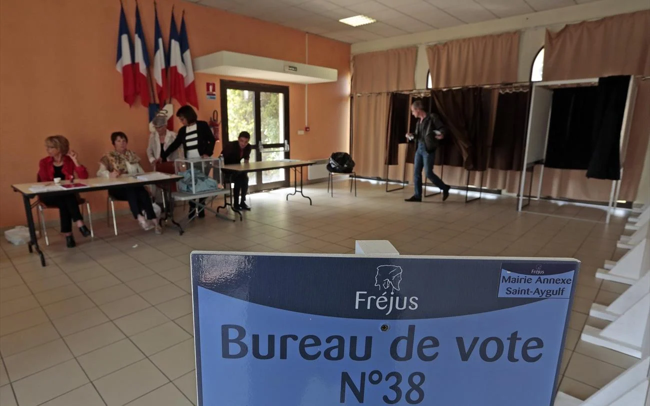 Στις 18 Απριλίου οι προεδρικές εκλογές στη Γαλλία
