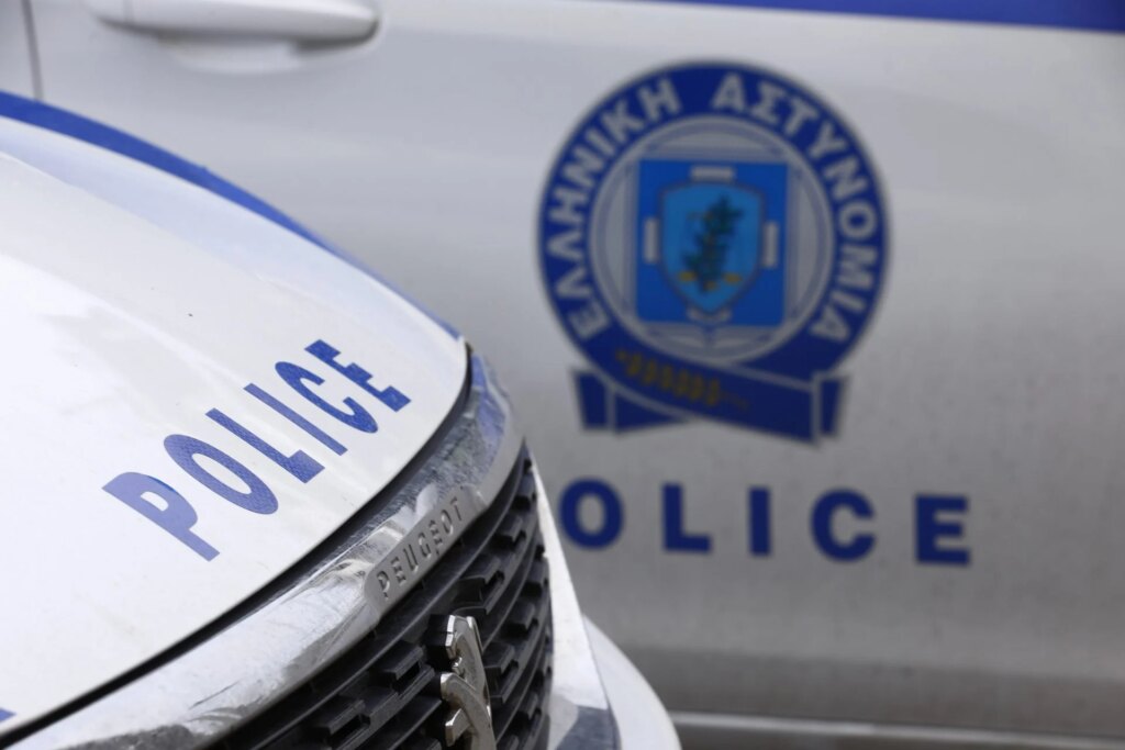 Απείλησε γειτόνισσα με όπλο-ρέπλικα και συνελήφθη
