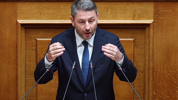 Ανδρουλάκης: Live η ομιλία στη Βουλή για το πολυνομοσχέδιο της κυβέρνησης - Στο επίκεντρο η τροπολογία για τους δανειολήπτες
