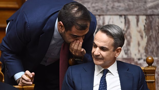 Το παρασκήνιο του «μίνι ανασχηματισμού» - Γιατί δεν έγινε η μετακίνηση του Παύλου Μαρινάκη