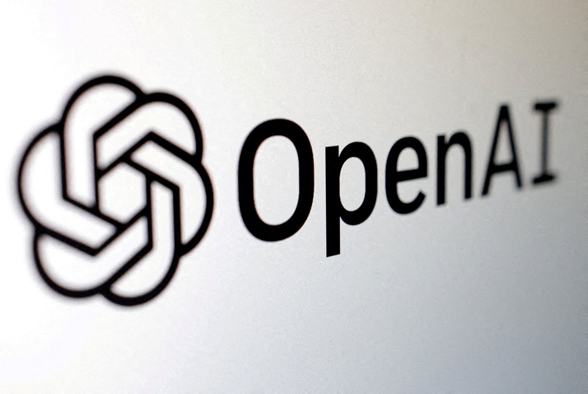 Η OpenAI ανακοίνωσε ότι υπέβαλε αίτηση για εισαγωγή στο χρηματιστήριο