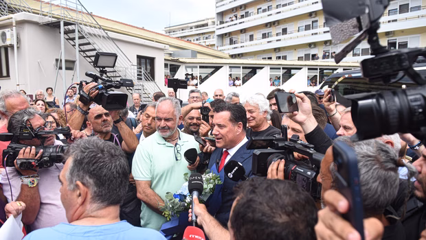 ΠΑΣΟΚ: Η έκθεση του ΙΟΒΕ γκρεμίζει την εικονική πραγματικότητα του Γεωργιάδη