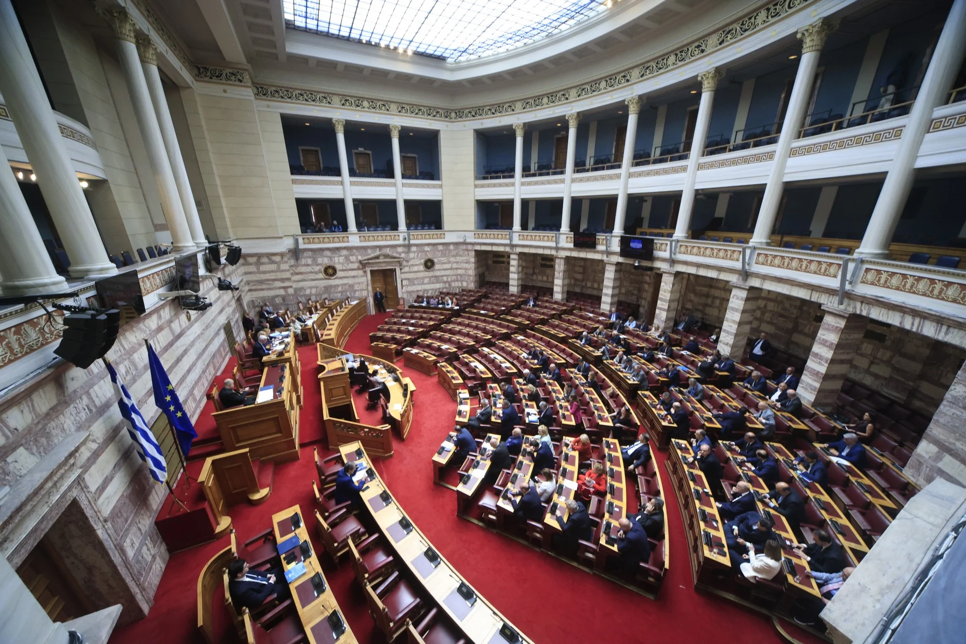 Βουλή: Ψηφίζεται η συμφωνίας Ελλάδας – Παγκόσμιου Οργανισμού Υγείας για το γραφείο στην Αθήνα