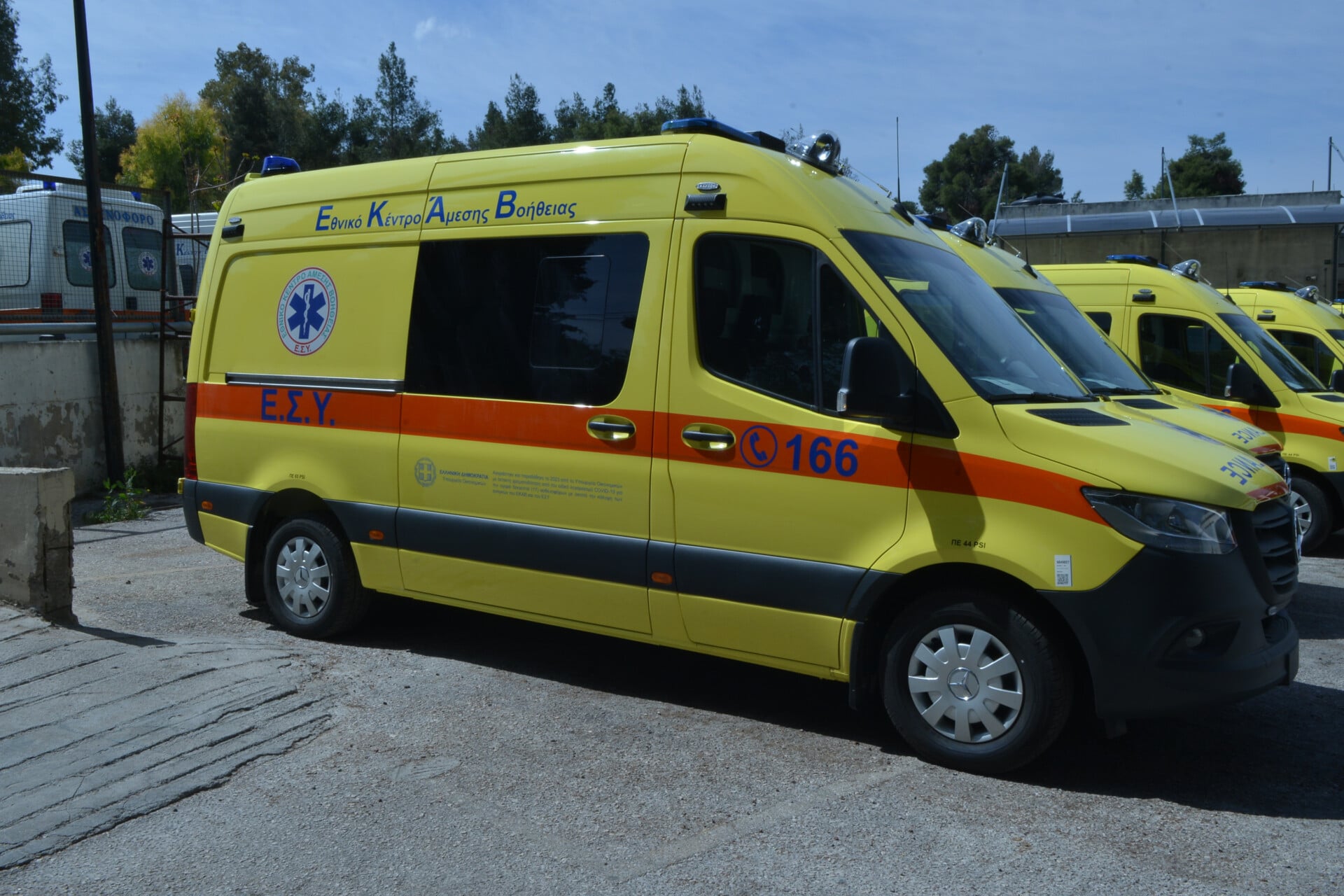 Διαβεβαιώσεις για την επιχειρησιακή ετοιμότητα παρά τις βλάβες σε ασθενοφόρα της Αττικής