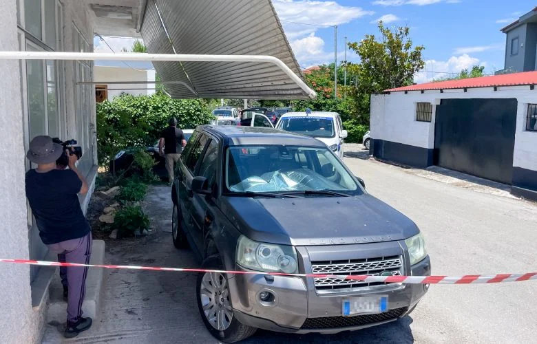 Έπλυνε ρούχα και εσώρουχα, απολύμανε τον χώρο ο Ιταλός που προσήχθη – Μύριζε οινόπνευμα – News.gr