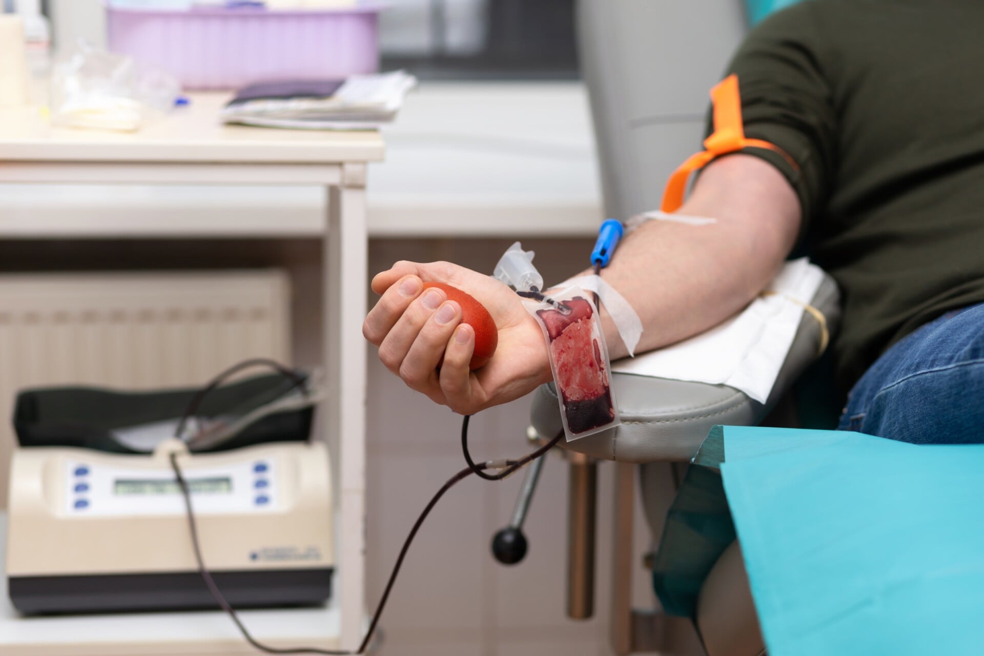 Μία σταγόνα ανθρωπιάς για την Ελλάδα και τον κόσμο