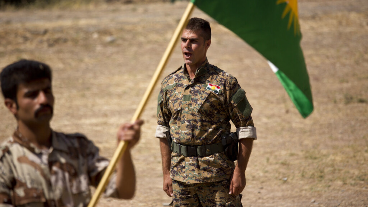 Η Μοσάντ προμήθευσε με όπλα Κούρδους αντάρτες κατά της Τεχεράνης, σύμφωνα με ισραηλινά ΜΜΕ