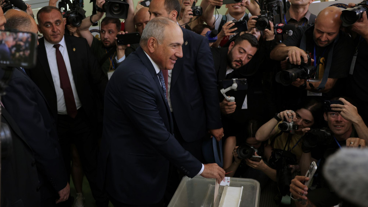 Αρμενία: Προηγείται ο Πασινιάν στα πρώτα αποτελέσματα των εκλογών