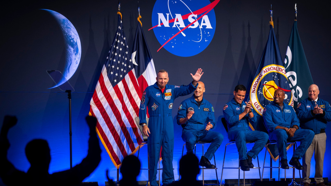 NASA - Artemis III: Ο επικεφαλής υπεραμύνεται των επιλογών του πληρώματος