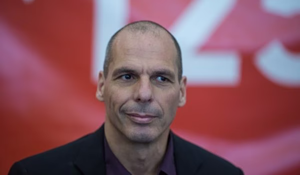 Βαρουφάκης κατά κυβέρνησης: Υπάρχει σοβαρό επενδυτικό έλλειμμα στην Ελλάδα - Το brain drain δεν έχει σταματήσει