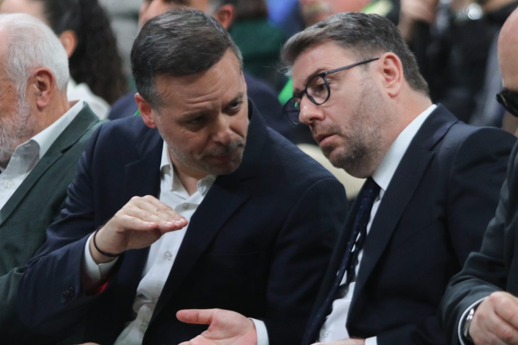 ΠΑΣΟΚ: Καμπανάκι Ανδρουλάκη προς Δούκα για την αυτόνομη πορεία - Στην Δραπετσώνα αύριο με νέους
