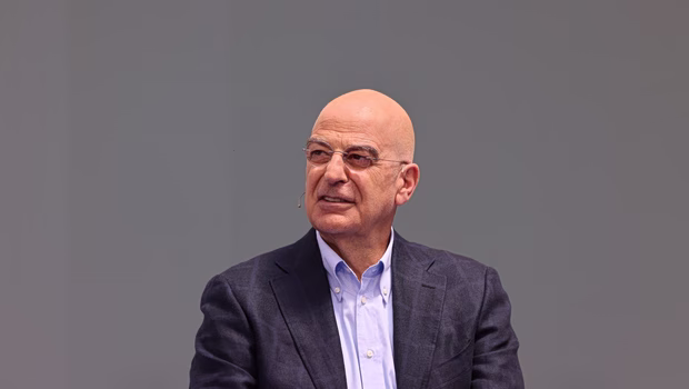 OT FORUM - Δένδιας: Η χώρα αντιμετωπίζει διακηρυγμένη απειλή από την Τουρκία - Ο Σαμαράς νομιμοποιείται να έχει τις απόψεις του