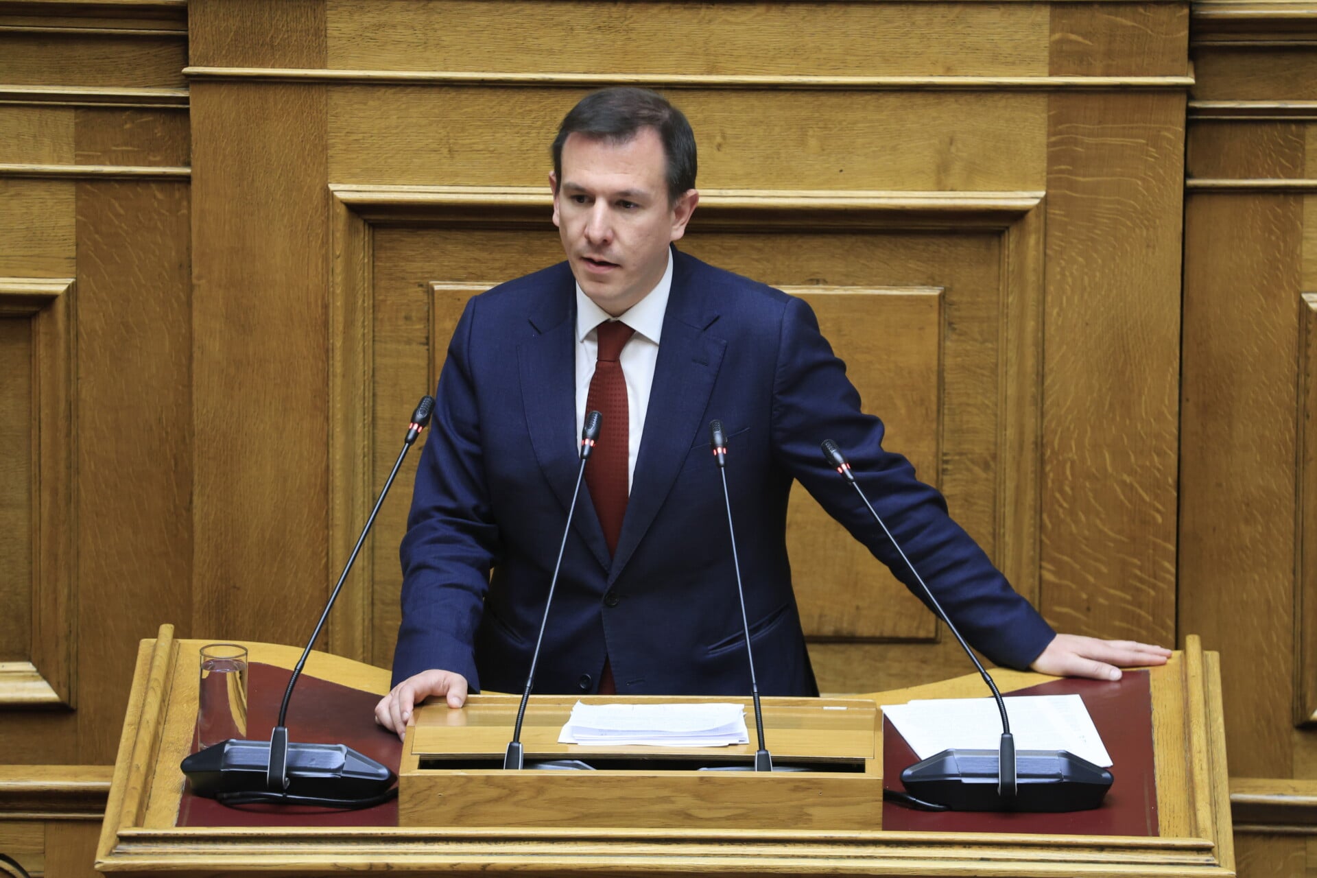 Αίτημα αντισυνταγματικότητας από το ΠΑΣΟΚ με αιχμή τη διάταξη για τις αυτοδιοικητικές εκλογές