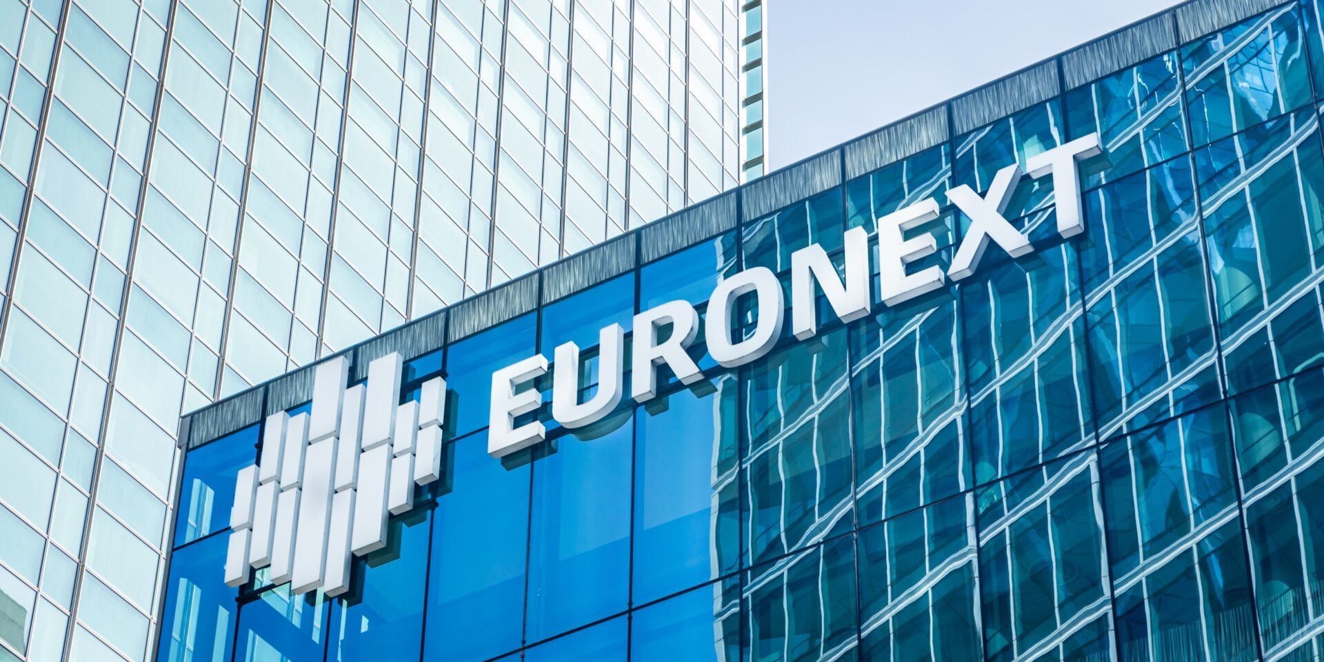 Πιο βατός ο δρόμος για το Euronext Athens