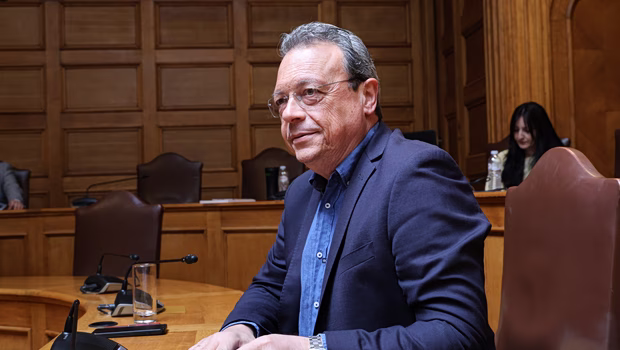 Φτάνει λέει στους «κομμένους» ο Σωκράτης Φάμελλος - «Καρατόμησε» τον Νίκο Παππά από κοινοβουλευτικό εκπρόσωπο