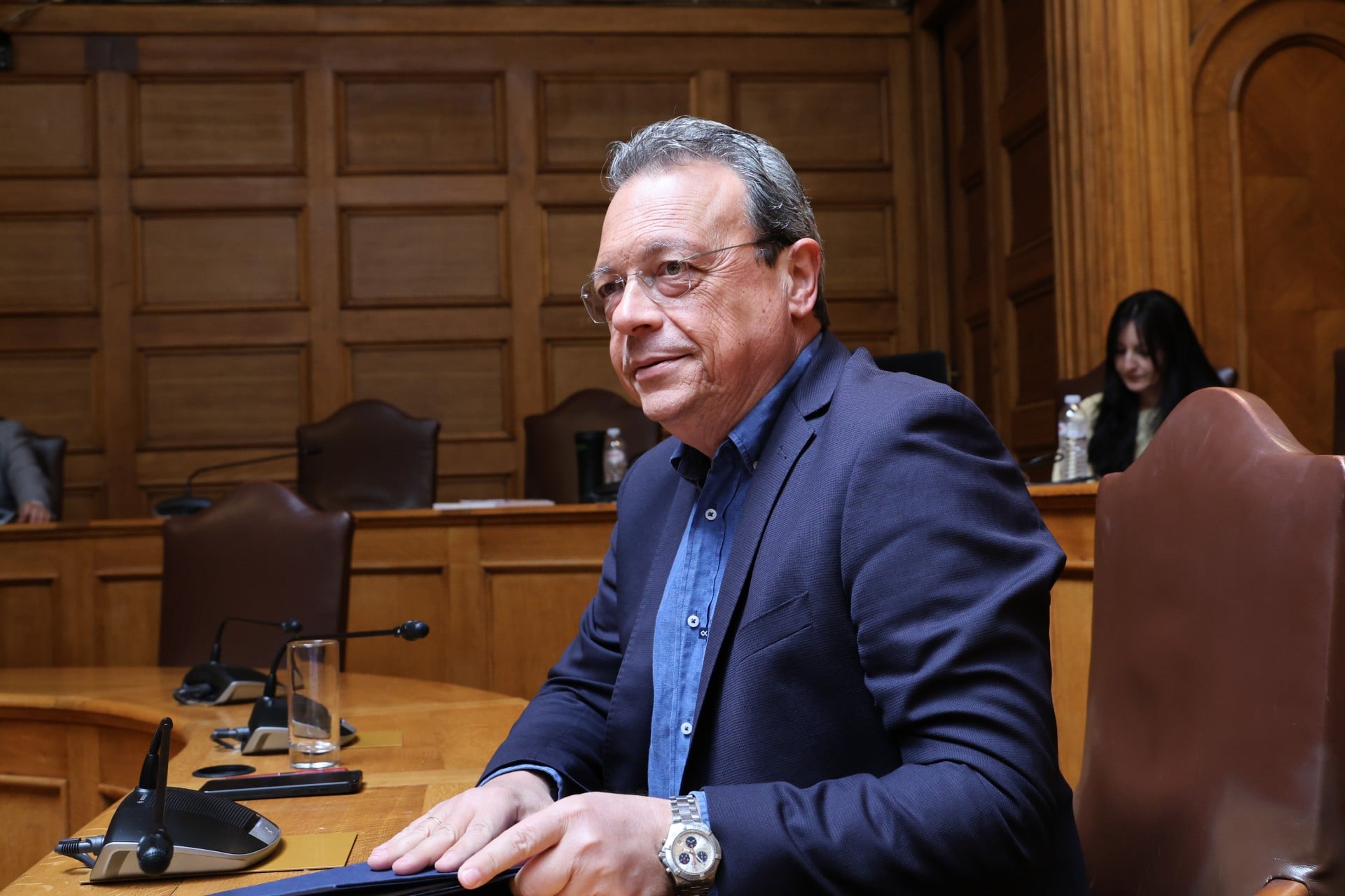 Δεν θα επιτρέψω εκβιαστικά διλήμματα από ένα πρώην μέλος της ΚΟ